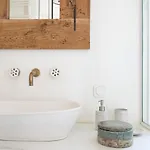 Pnoe Villa *